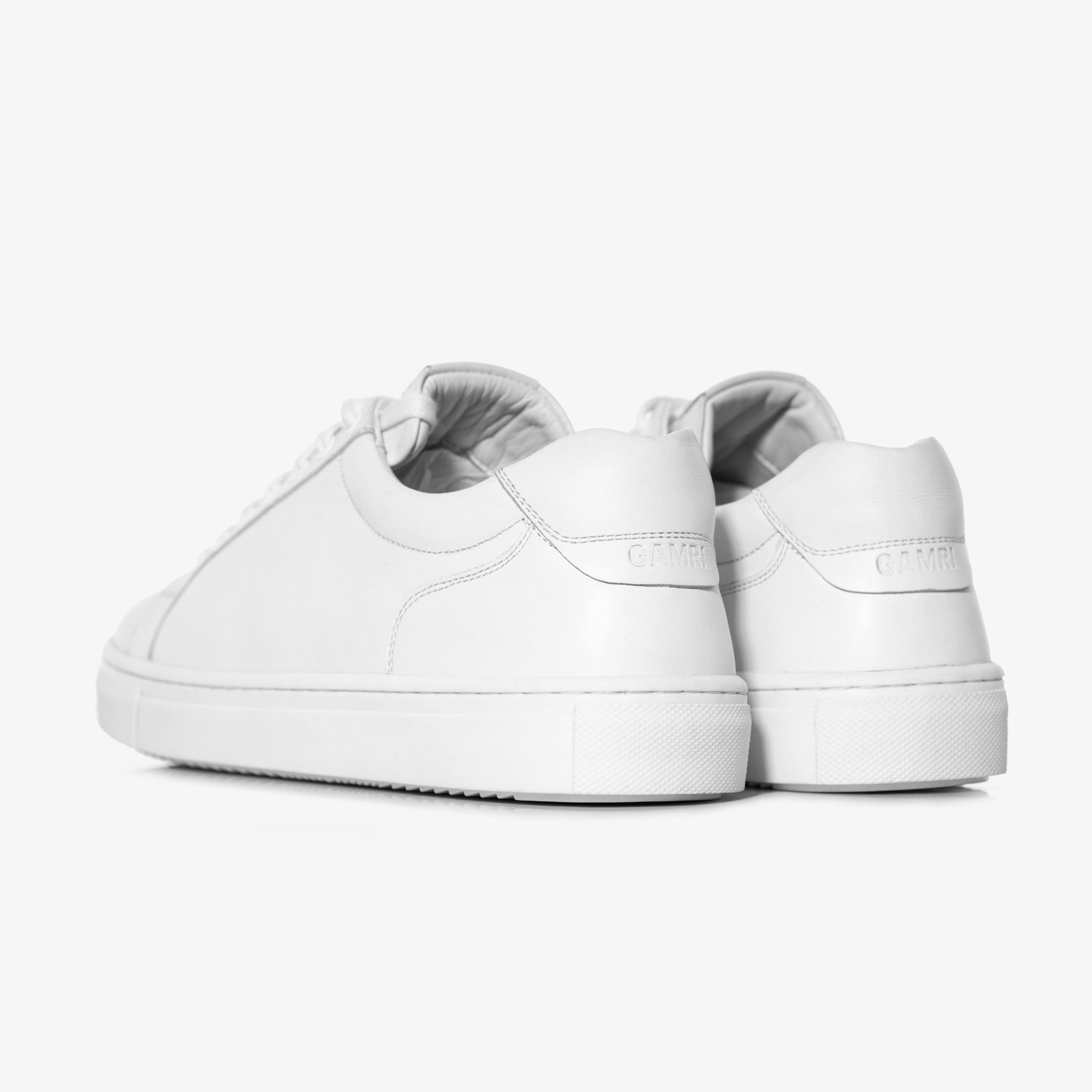 Classic Low top Sneakers white